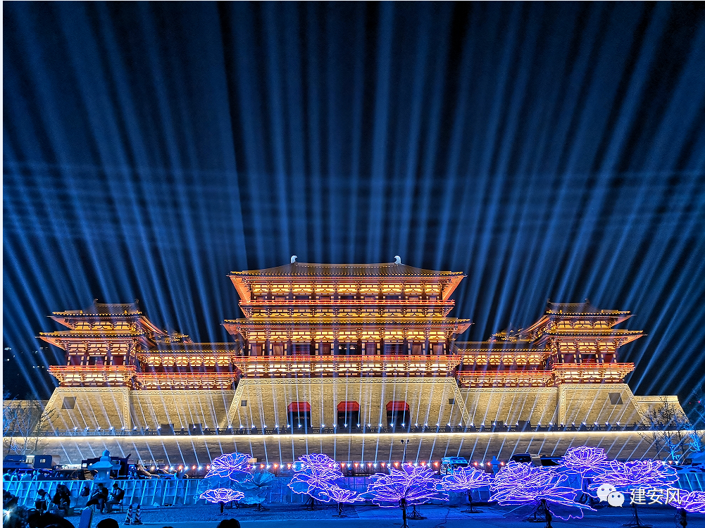 1661423175508055435.png tem.png