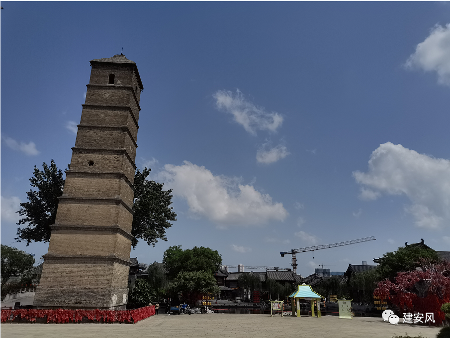 1661423213438085393.png tem.png