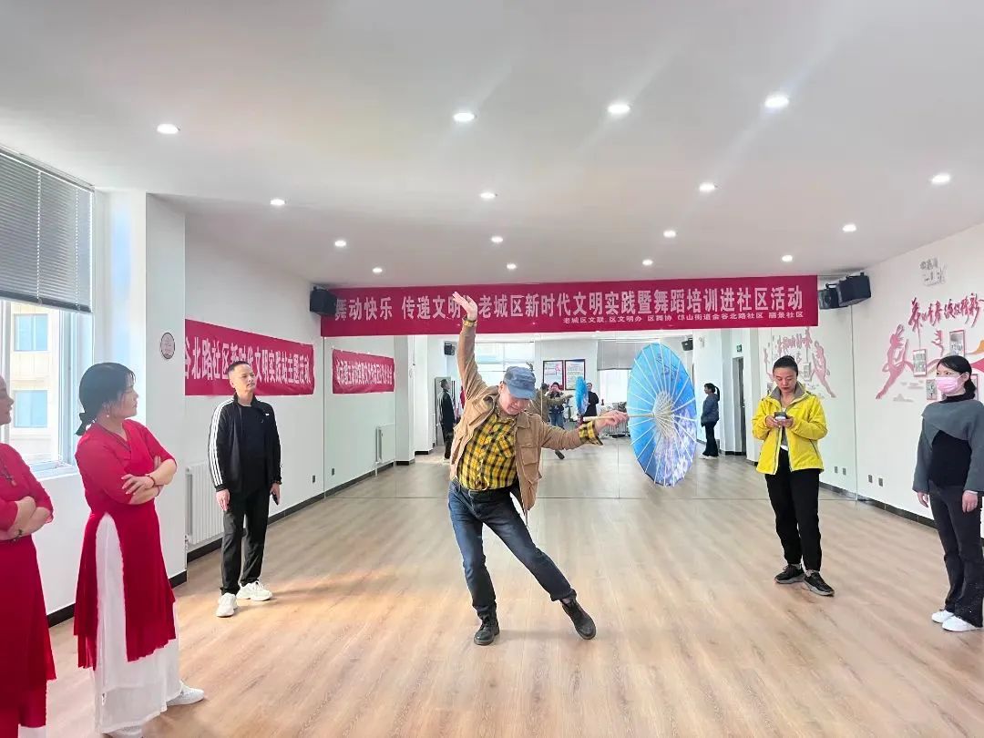 1683194395513039682.png tem.png