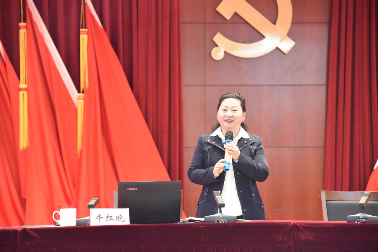 1701332876688041212.png tem.png