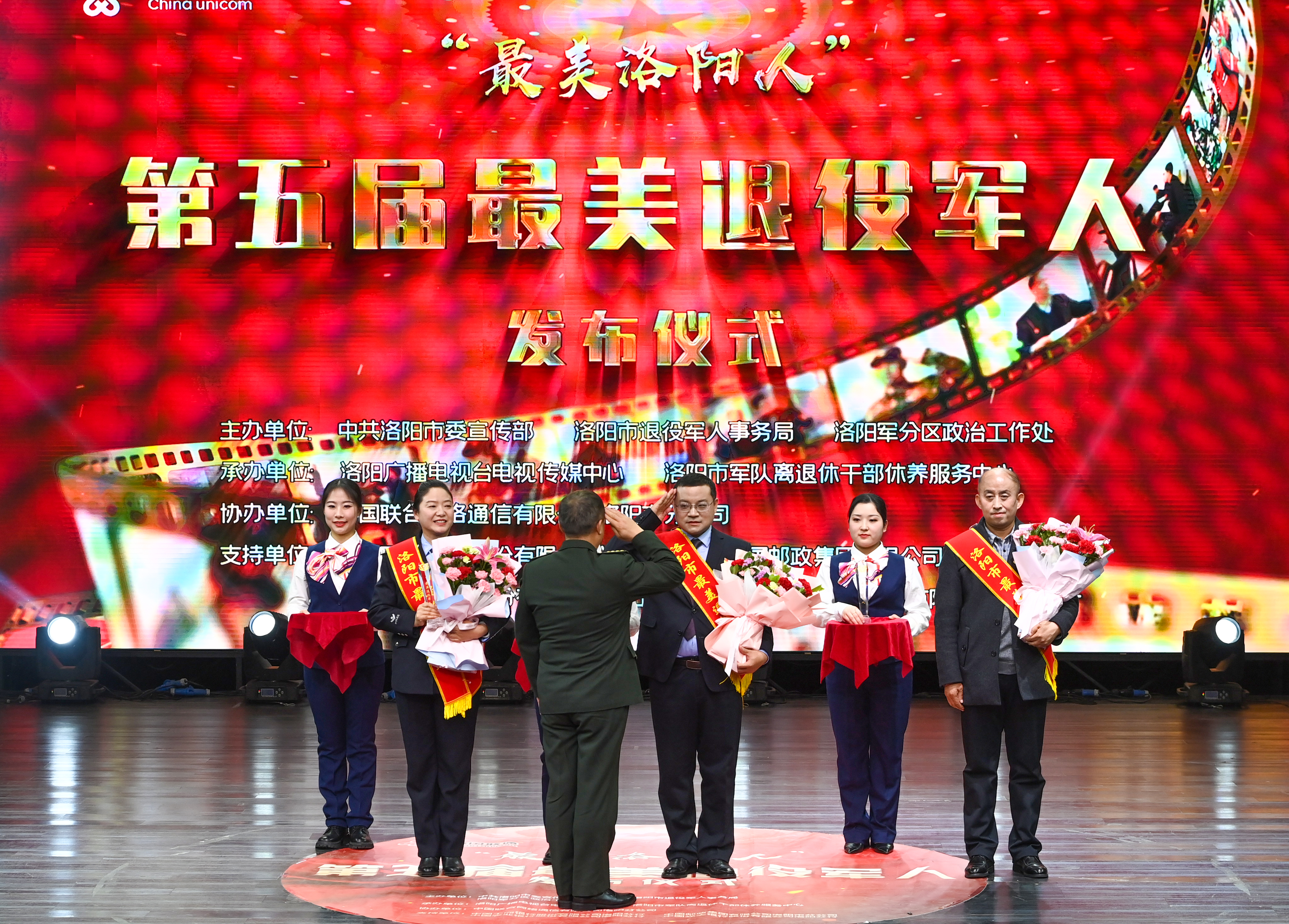 1704764588343046504.png tem.png