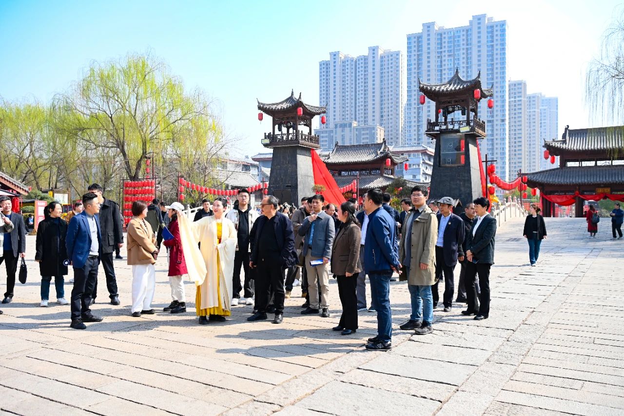 1710652769850046146.png tem.png