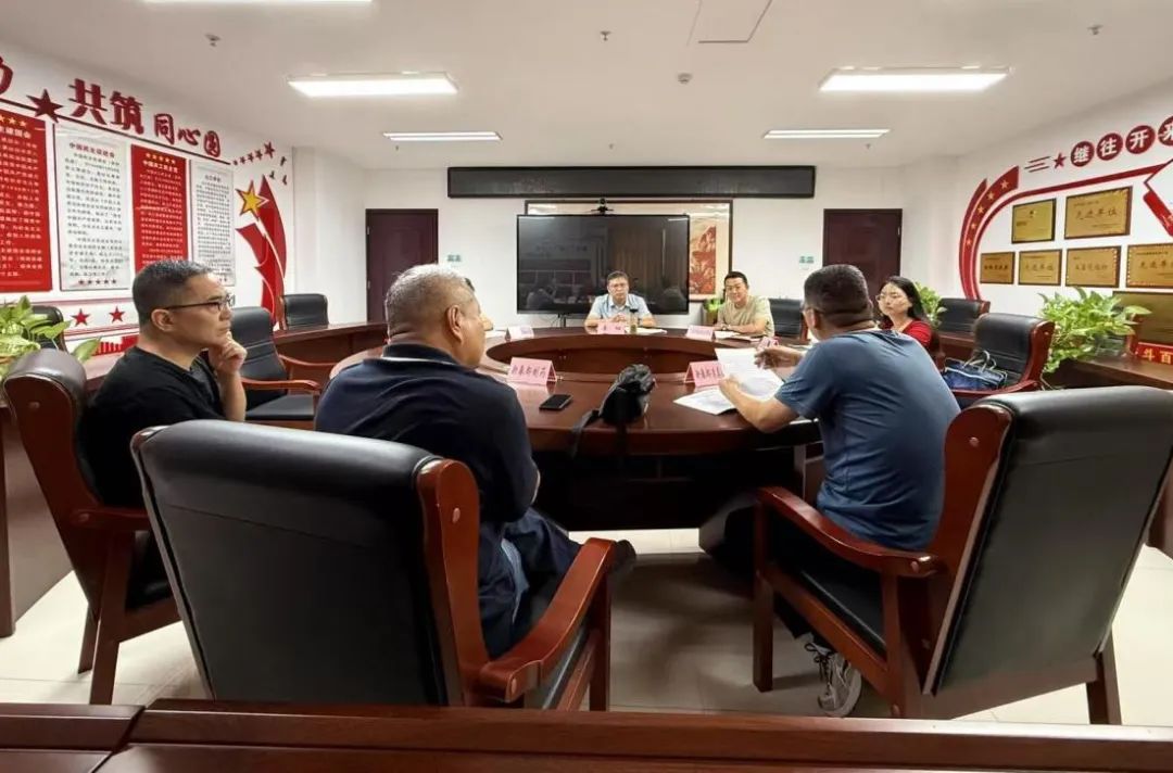 1753414663358058499.png tem.png