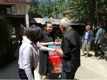 情系老党员  慰问暖人心(1)356.png
