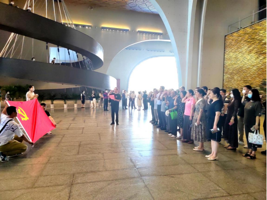 洛阳市住房公积金管理中心到隋唐大运河博物馆开展主题当日活动(1)167.png 洛阳市住房公积金管理中心到隋唐大运河博物馆开展主题当日活动(1)167.png