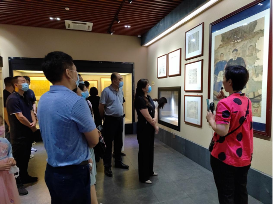 中心开展诚信建设宣传教育实践活动(1)312.png 中心开展诚信建设宣传教育实践活动(1)312.png