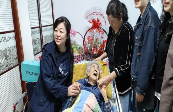 市公积金中心开展“双服务双报到”活动(2)263.png 市公积金中心开展“双服务双报到”活动(2)263.png