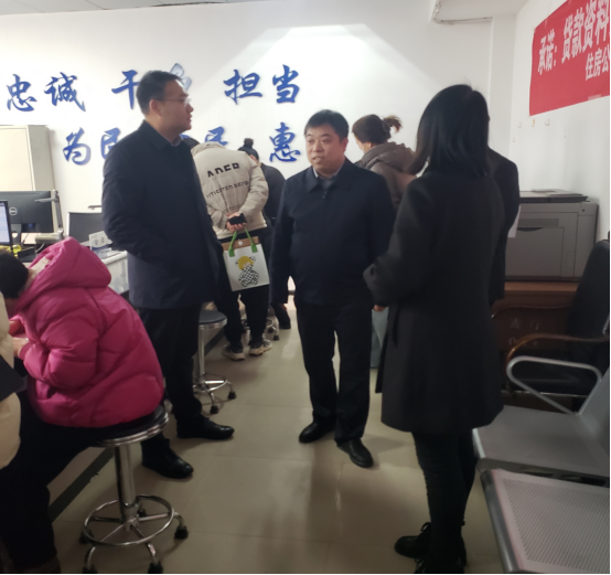 刘主任到嵩县管理部调研指导工作(1)(1)(1)655.png 刘主任到嵩县管理部调研指导工作(1)(1)(1)655.png