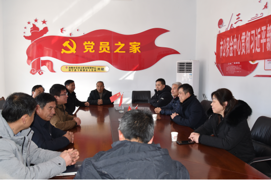 市公积金中心开展入村走访慰问深化主题教育成效393.png