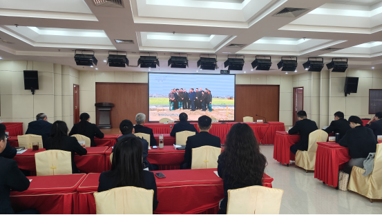 中心召开“强纪律、查弱项、守规矩、正风气”集中教育动员部署大会 中心召开“强纪律、查弱项、守规矩、正风气”集中教育动员部署大会