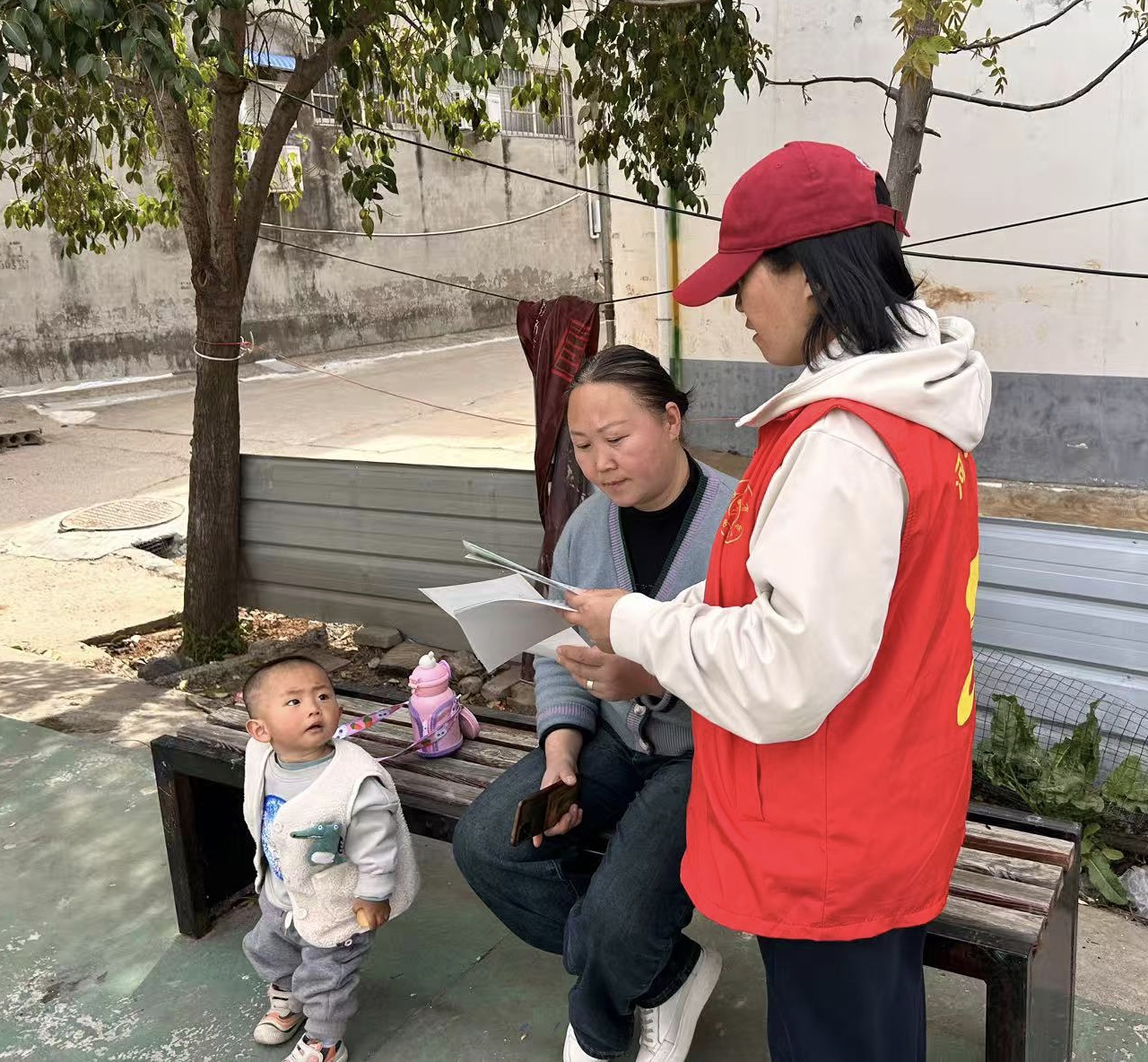 洛阳古墓博物馆开展“移风易俗树新风 文明祭扫迎清明”宣传活动 洛阳古墓博物馆开展“移风易俗树新风 文明祭扫迎清明”宣传活动