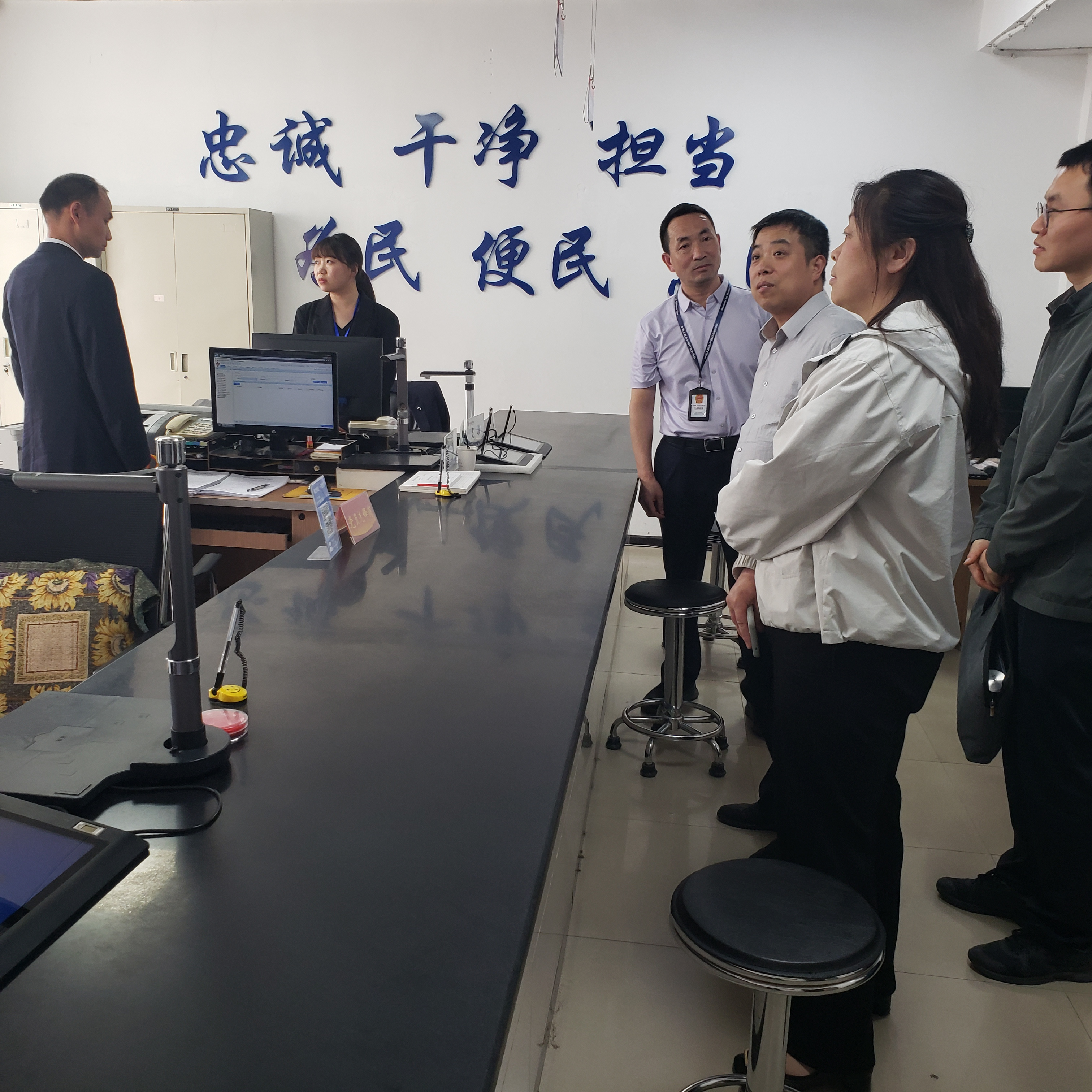 开展专项行动,高效完成业务指标 开展专项行动,高效完成业务指标