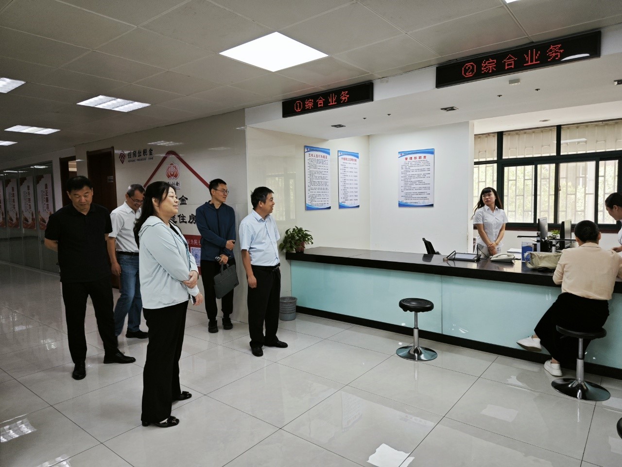 中心党组书记、主任刘军锋到新安管理部调研 中心党组书记、主任刘军锋到新安管理部调研