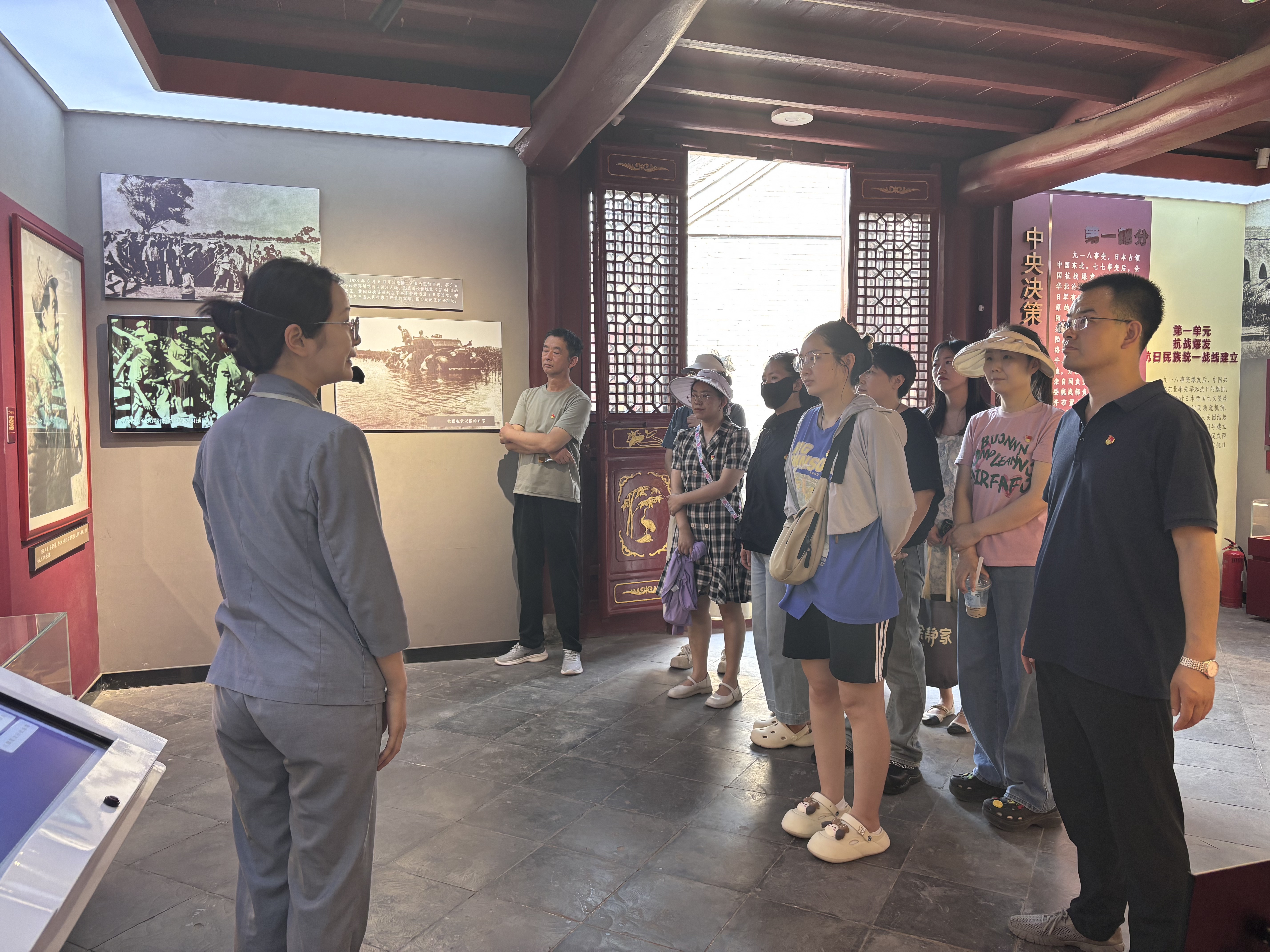 传承红色基因 深化作风建设 ——洛阳民俗博物馆到洛八办开展主题党日活动 传承红色基因 深化作风建设 ——洛阳民俗博物馆到洛八办开展主题党日活动
