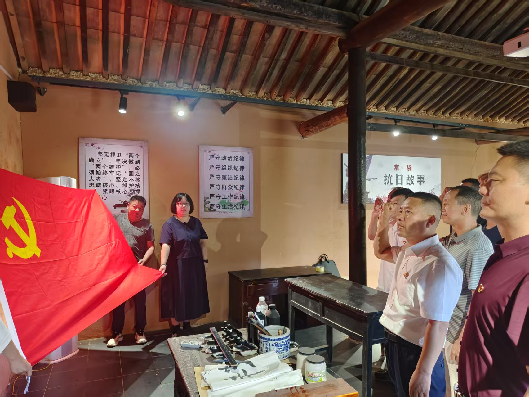 市能源发展与节能服务中心开展“弘扬建党精神 凝聚发展力量”主题党日活动