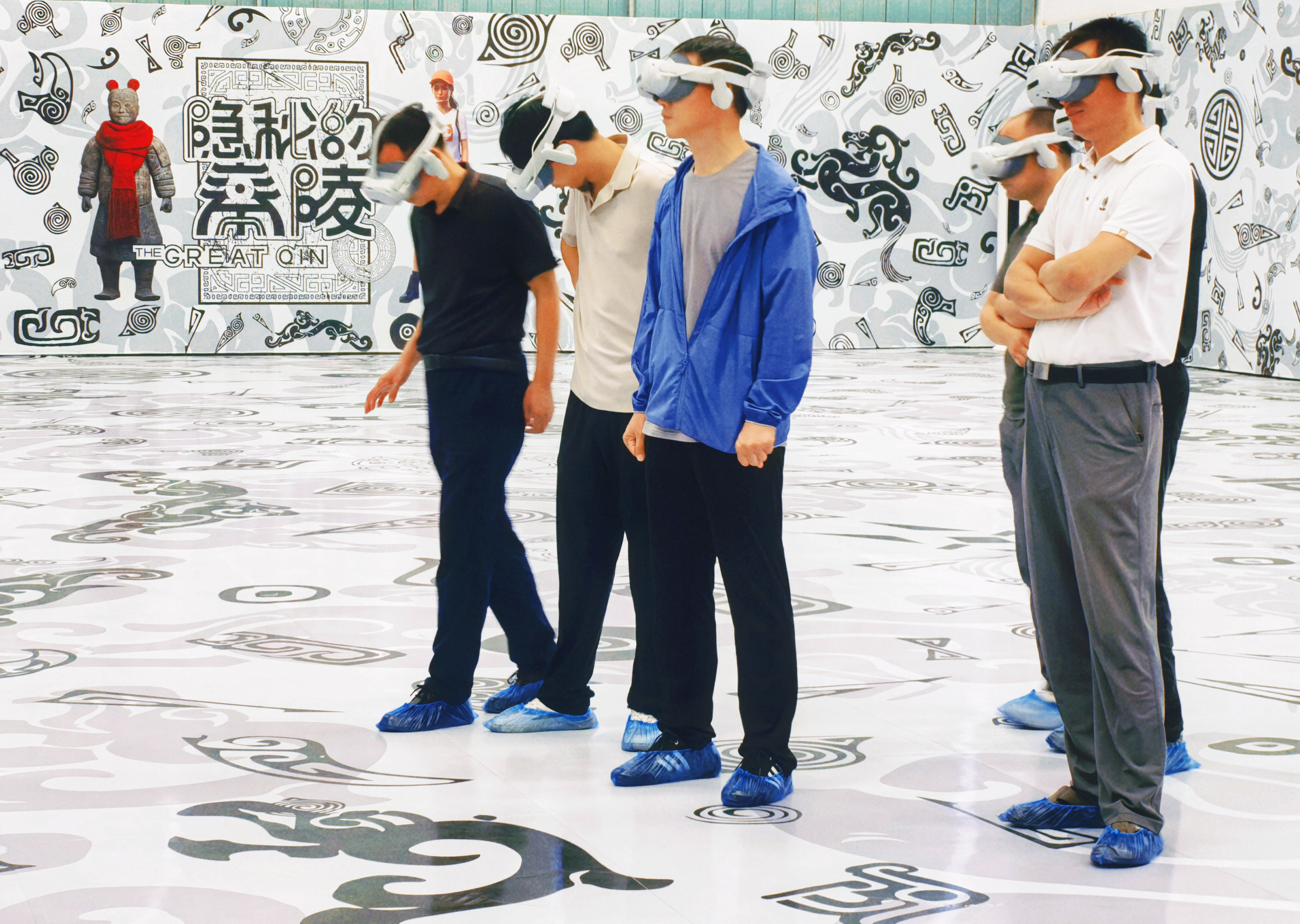 洛阳市人民政府研究室党支部<br>开展“探寻文明根脉 淬炼辅政匠心”主题党日活动<br>——组织退役军人、优秀共产党员等沉浸式观影《隐秘的秦陵》