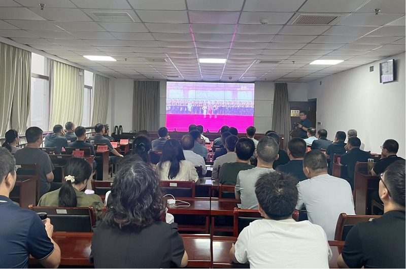 激发爱国热情 凝聚奋进力量 市应急管理局组织观看纪念中国人民抗日战争暨世界反法西斯战争胜利80周年阅兵式 激发爱国热情 凝聚奋进力量 市应急管理局组织观看纪念中国人民抗日战争暨世界反法西斯战争胜利80周年阅兵式