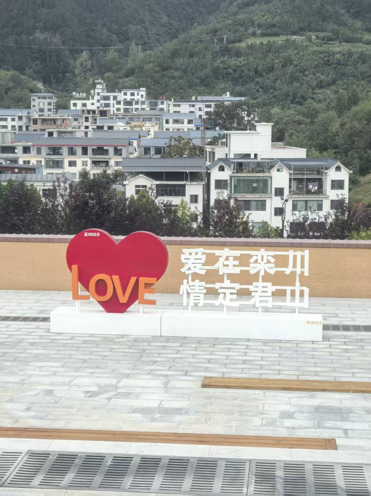 副市长王国辉到栾川县调研民政工作 副市长王国辉到栾川县调研民政工作