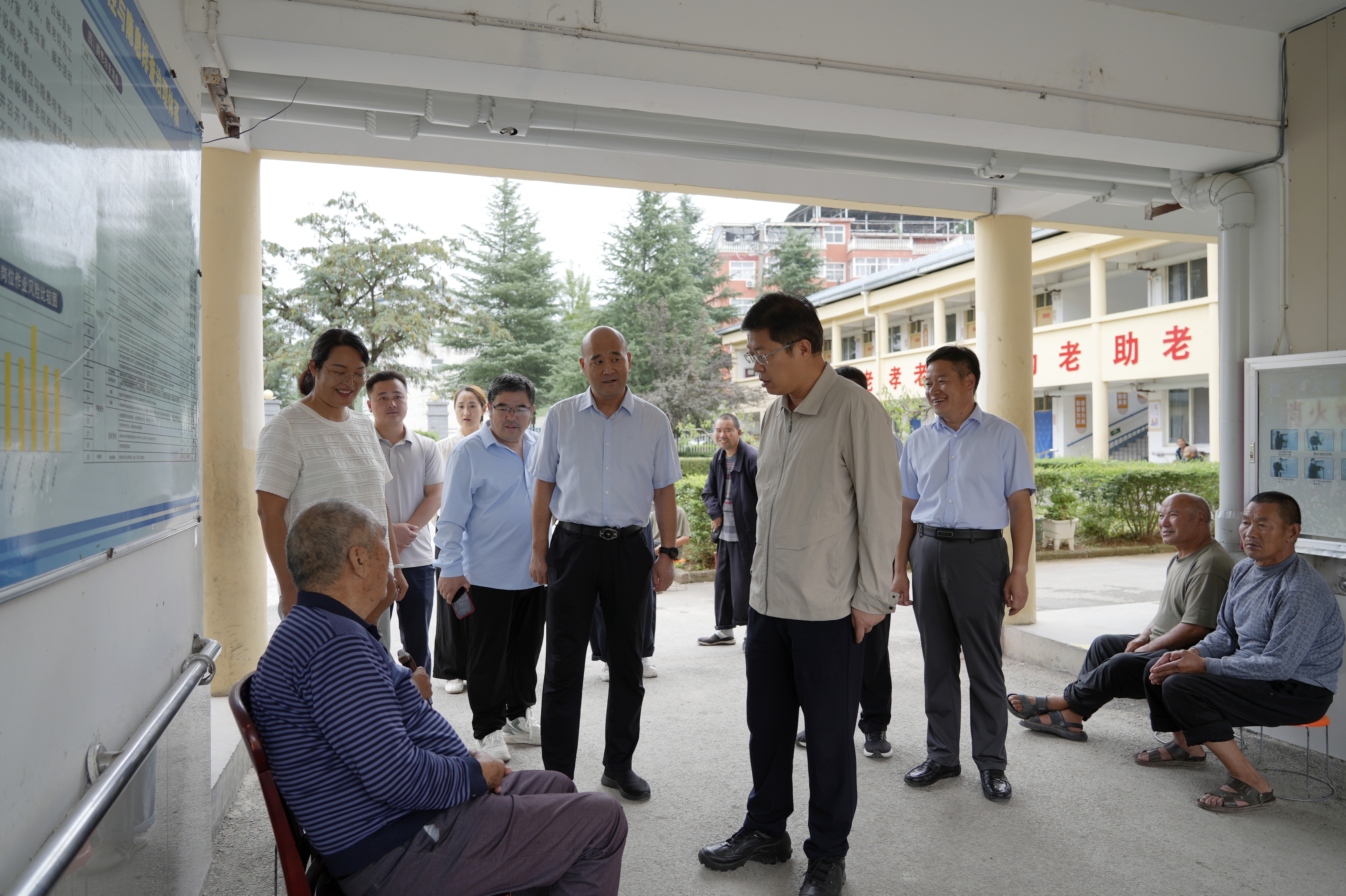 副市长王国辉到栾川县调研民政工作 副市长王国辉到栾川县调研民政工作