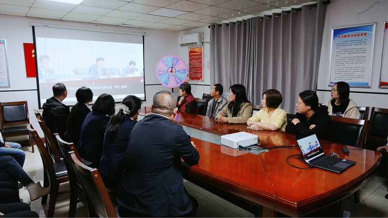 ‌安全宣传进社区 宣传教育零距离——市应急管理局开展“应急有我 安全同行”主题宣传进社区志愿服务活动