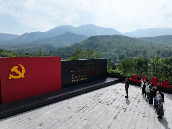 追寻红色印记 坚定使命担当 ——洛阳周公庙博物馆开展纪念中国人民抗日战争暨世界反法西斯战争胜利80周年党史学习 教育活动