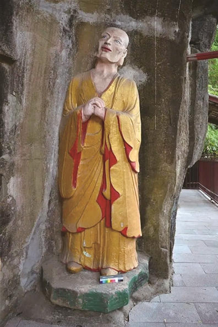 【国内新闻】多地古代摩崖造像被化“彩妆” 国家文物局出手了 【国内新闻】多地古代摩崖造像被化“彩妆” 国家文物局出手了