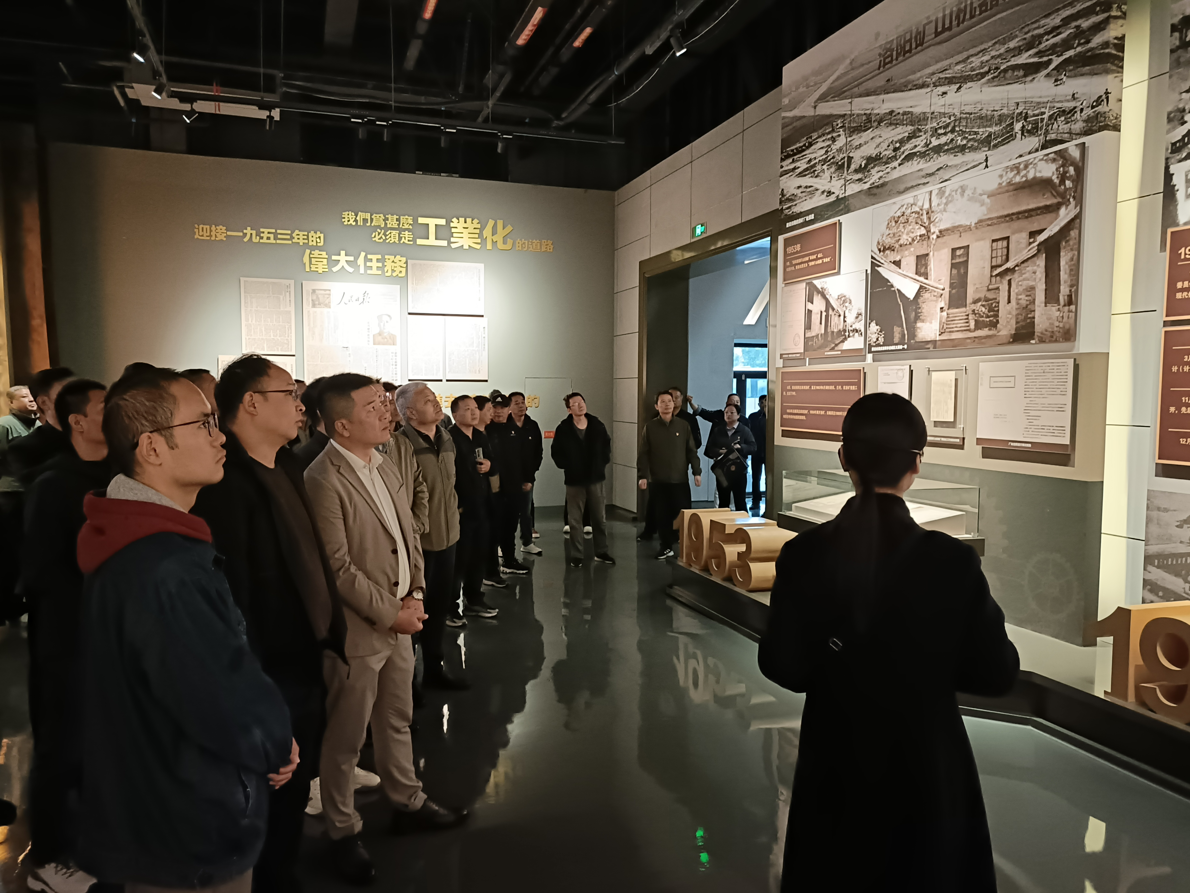 市国动办组织开展“传承红色基因 汲取奋进力量”主题党日活动