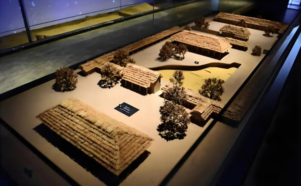 从二里头遗址看中华文明起源 从二里头遗址看中华文明起源