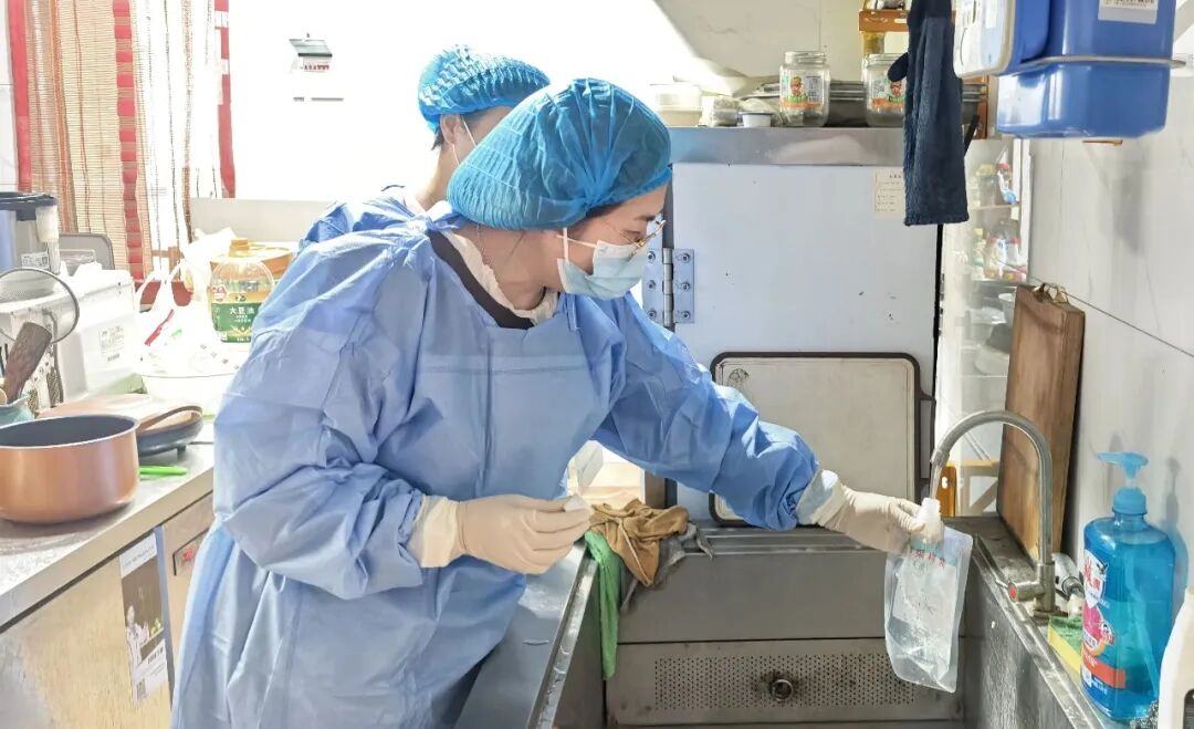 老城区开展农村饮用水监测45口机井全面“体检”护民生