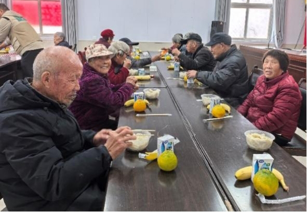 夏博党委到邙岭镇省庄村开展“传承中华传统美德——敬老爱老”主题党日志愿服务活动 夏博党委到邙岭镇省庄村开展“传承中华传统美德——敬老爱老”主题党日志愿服务活动