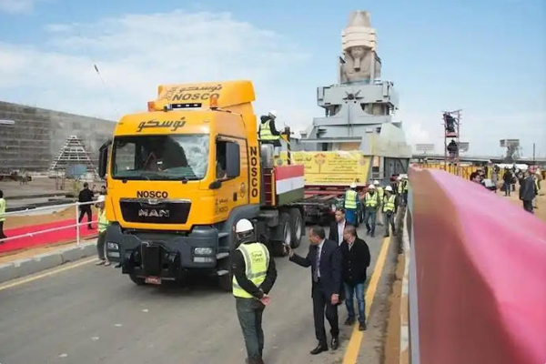 【国际新闻】馆藏文物惊艳世界!大埃及博物馆正式开馆 【国际新闻】馆藏文物惊艳世界!大埃及博物馆正式开馆