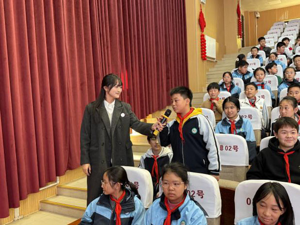 “千年一城：走进汉魏洛阳的‘黄金时代’” 汉魏洛阳故城遗址博物馆走进瀍河实验学校开展主题宣讲活动