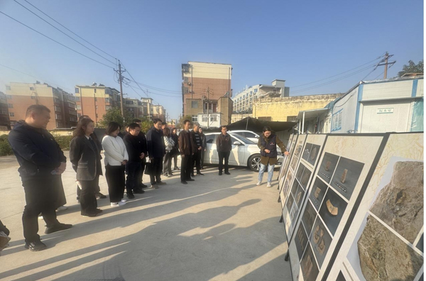 洛阳市考古研究院与市人社局联合开展主题党日活动