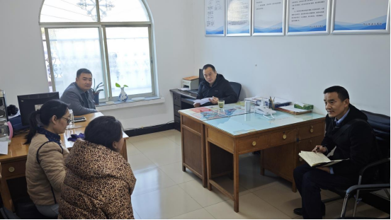 王凯旋到办事处督导2026年医保征缴工作