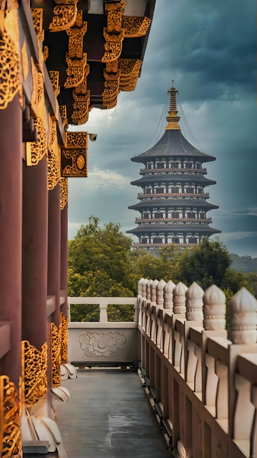 市委常委会召开会议 陈春江主持并讲话