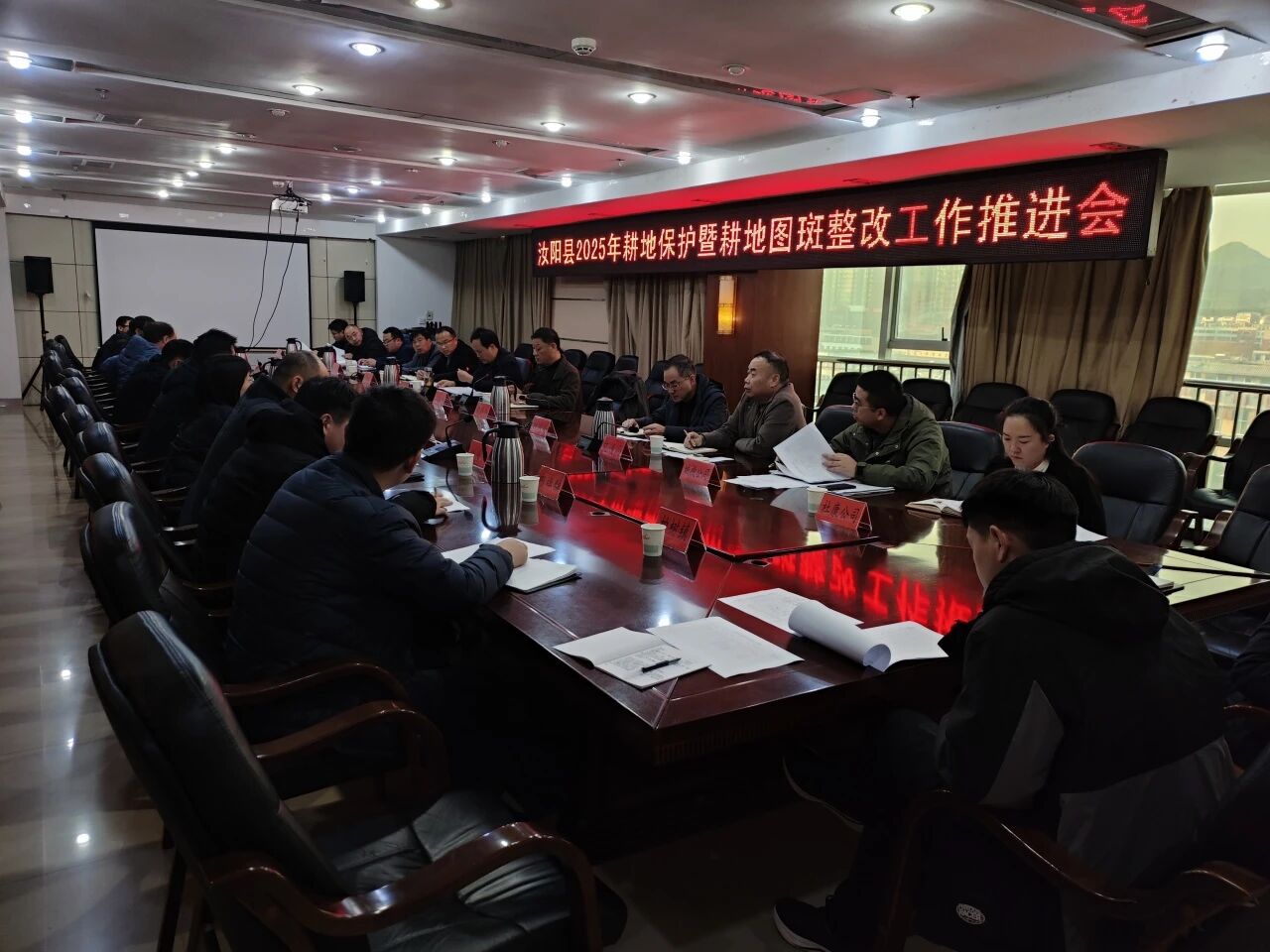 389679643783168 02.jpg