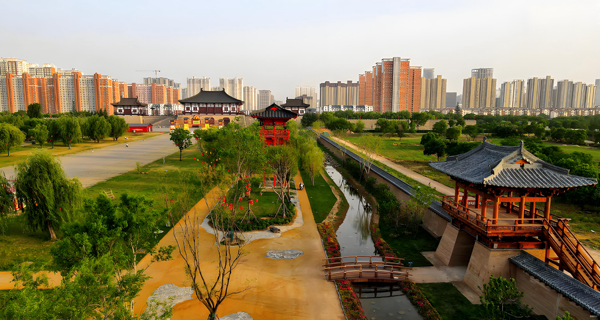 市委常委会召开会议 陈春江主持并讲话