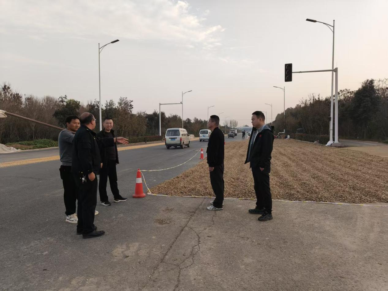 快速响应解民忧 疏堵保畅护平安