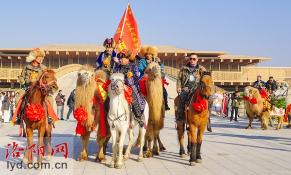 “东天山来的骆驼队”亮相汉魏洛阳故城遗址博物馆