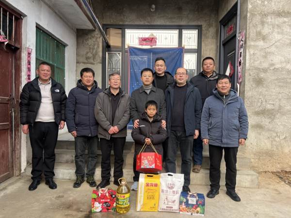 新年心愿童梦齐圆｜连续两年暖心接力：洛阳建筑装饰协会让山区娃娃新年梦圆