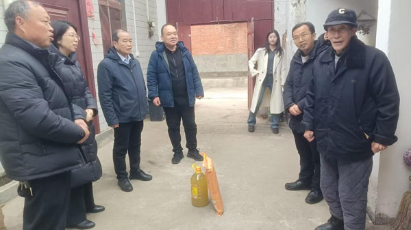 情系乡村暖人心、精准帮扶显担当——洛阳市考古研究院赴王窑村走访慰问困难群众