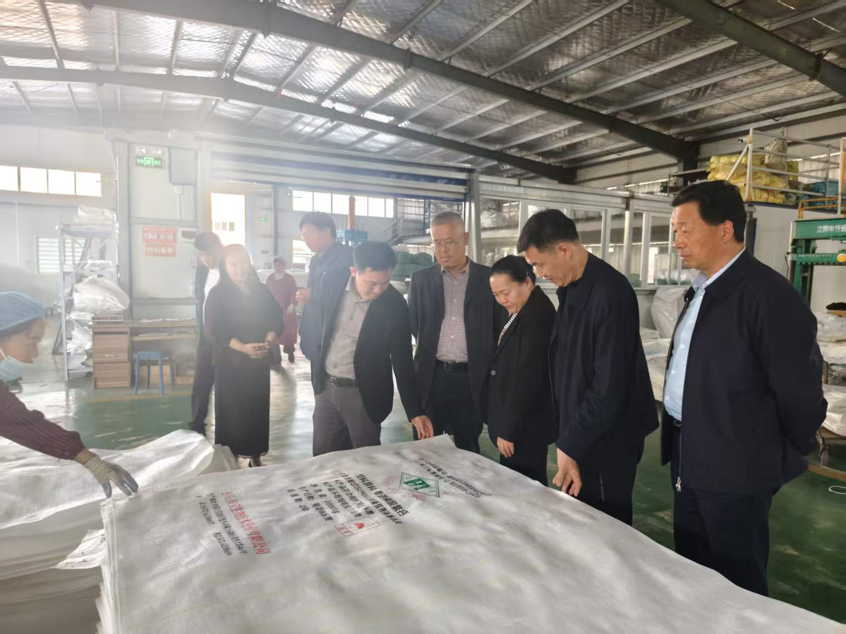 上海交大郑州研究院到偃师区开展产学研对接