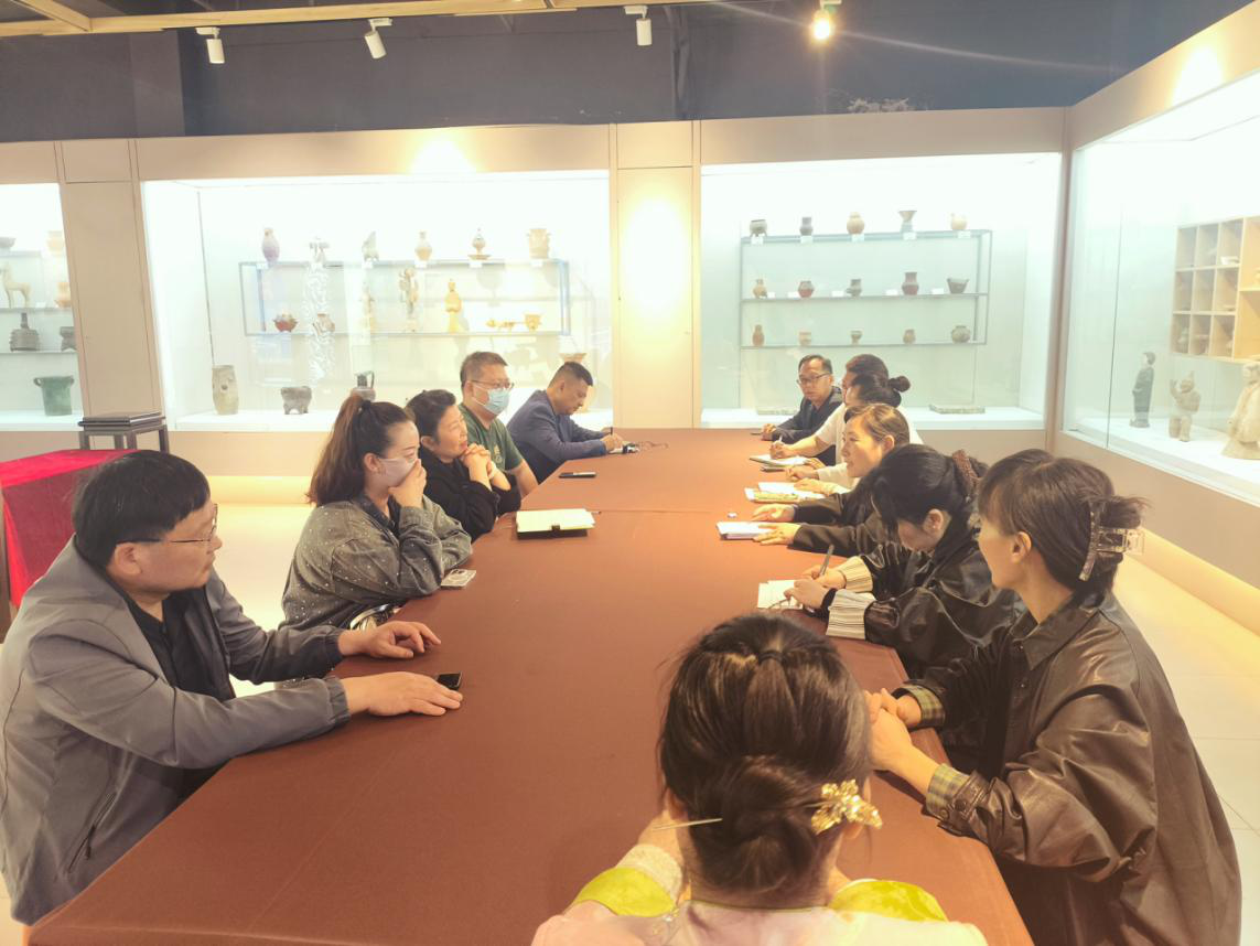 书香润侨心  阅读聚侨力 瀍河区侨联开展书香阅读主题活动