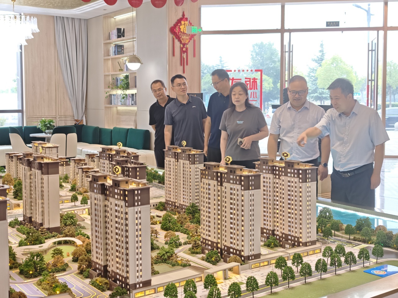 市住房公积金中心党组书记、主任刘军锋到新安管理部开展工作调研