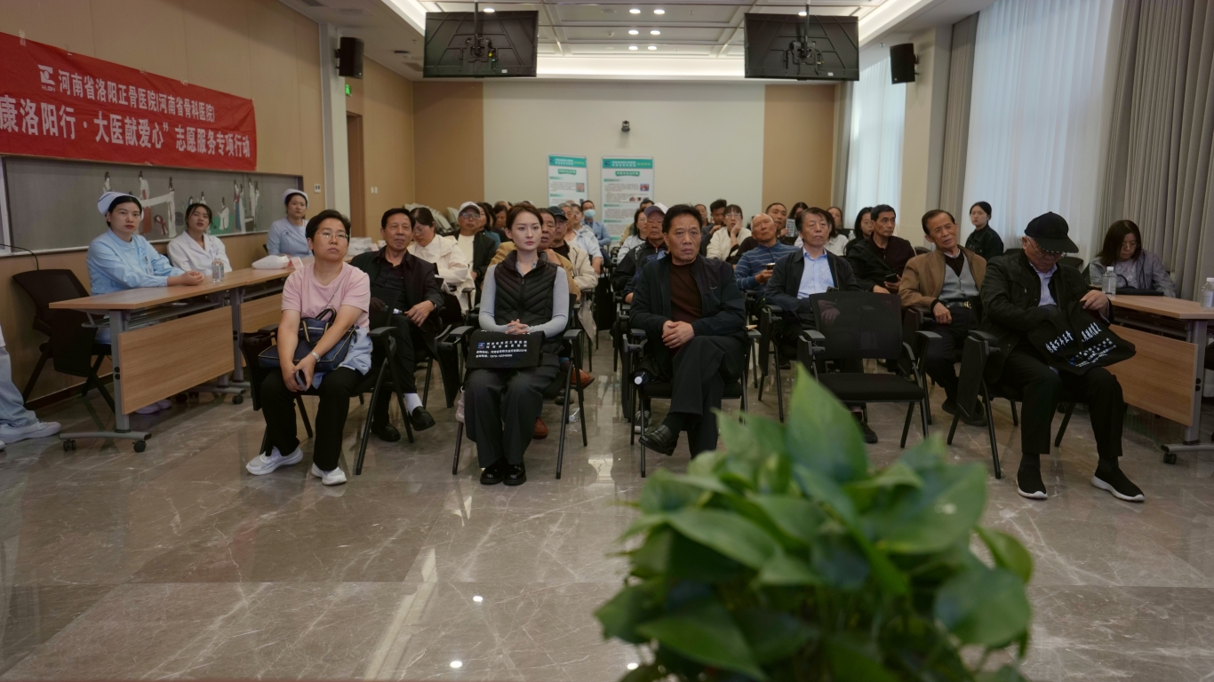 市发改委组织开展  2026年重阳节爱老敬老系列活动
